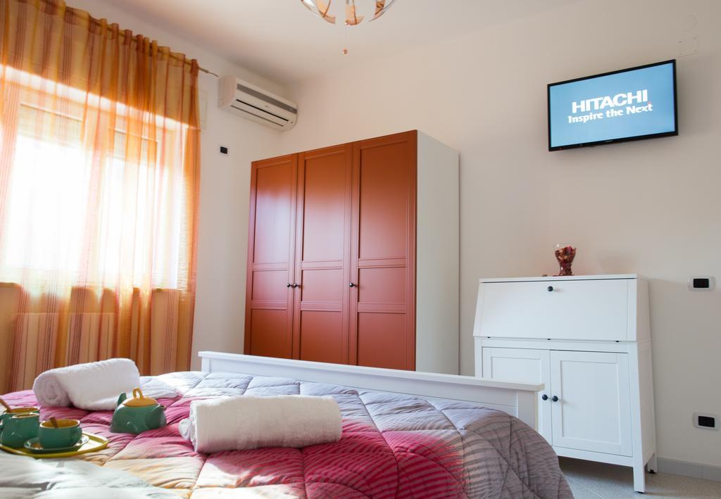 Hibiscus Hotel Taranto Exterior foto